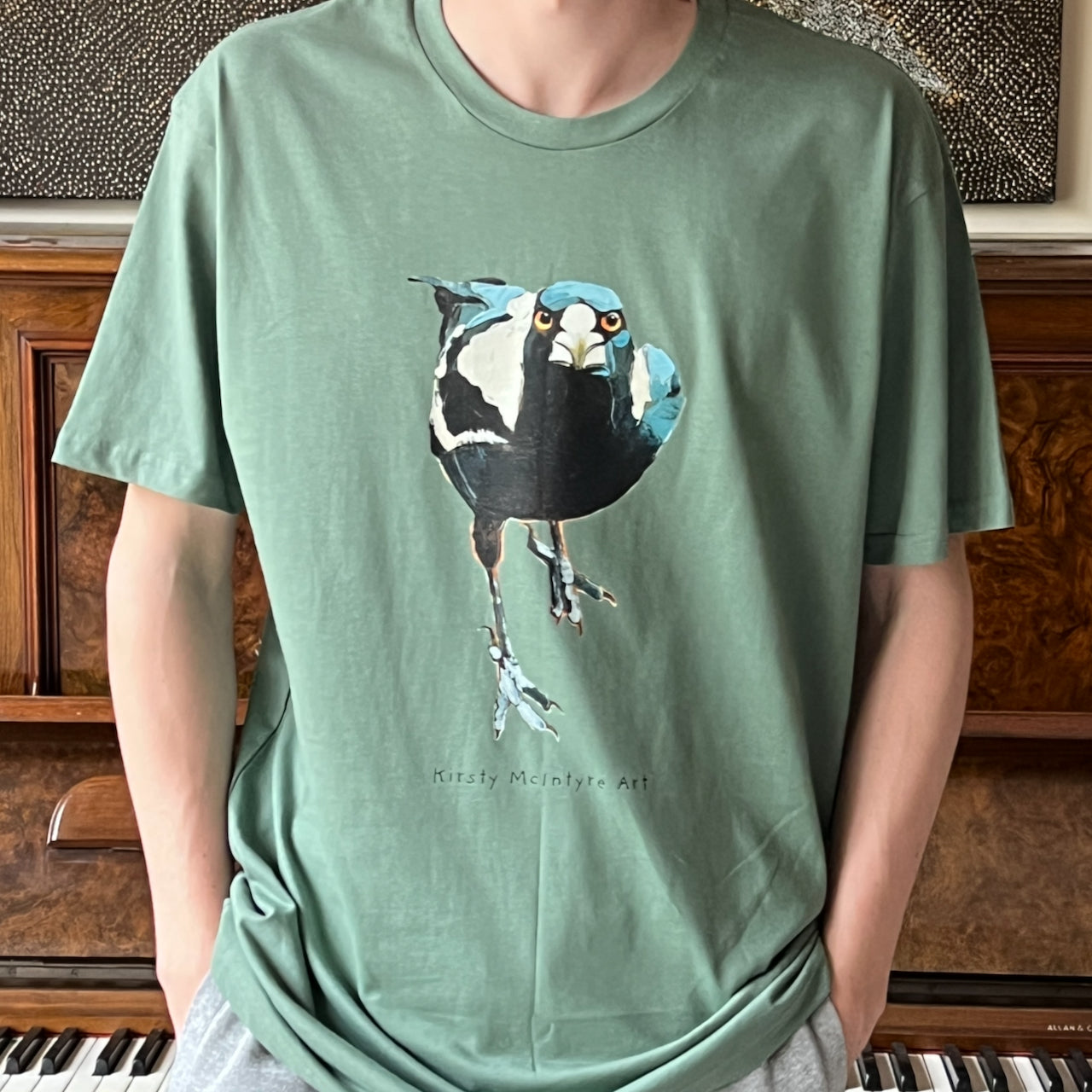 Unisex/mens fierce magpie staple t-shirt (image/signature only)