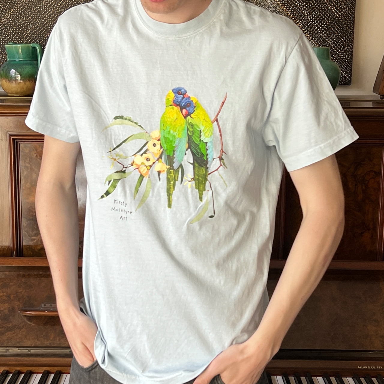 Lorikeet lovers comfort colors unisex tee